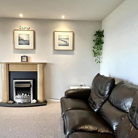 Beachfront Bliss With Spectacular Views Llanelli Exteriör bild