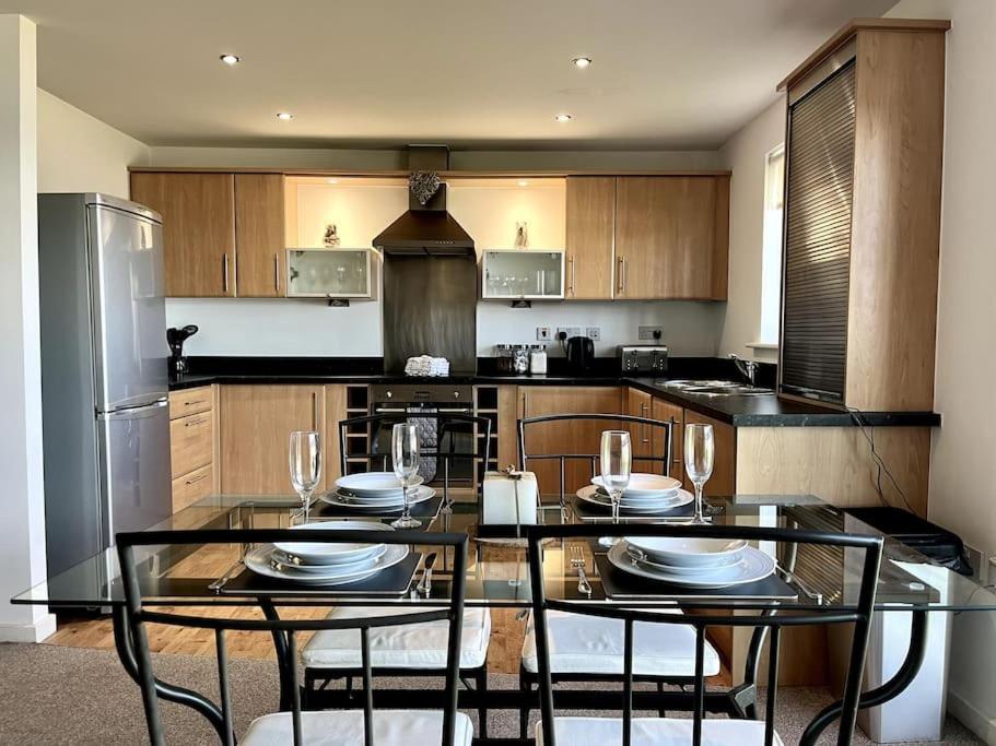 Beachfront Bliss With Spectacular Views Llanelli Exteriör bild