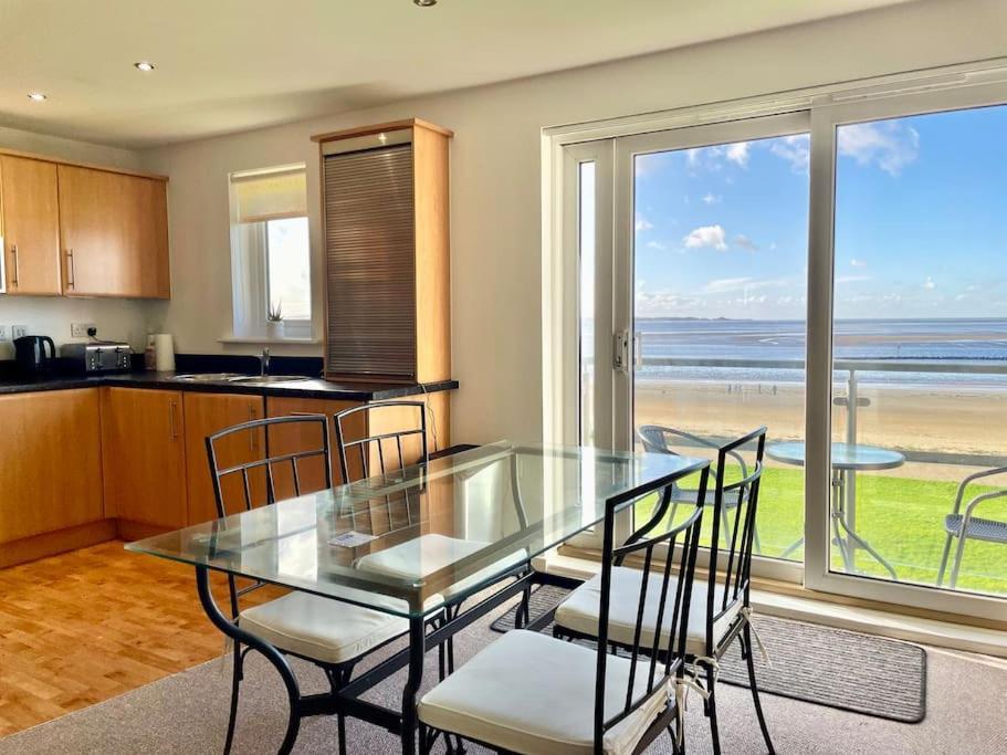 Beachfront Bliss With Spectacular Views Llanelli Exteriör bild