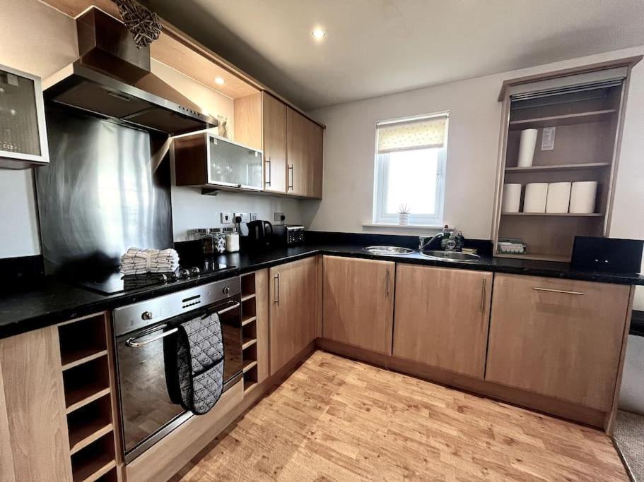 Beachfront Bliss With Spectacular Views Llanelli Exteriör bild