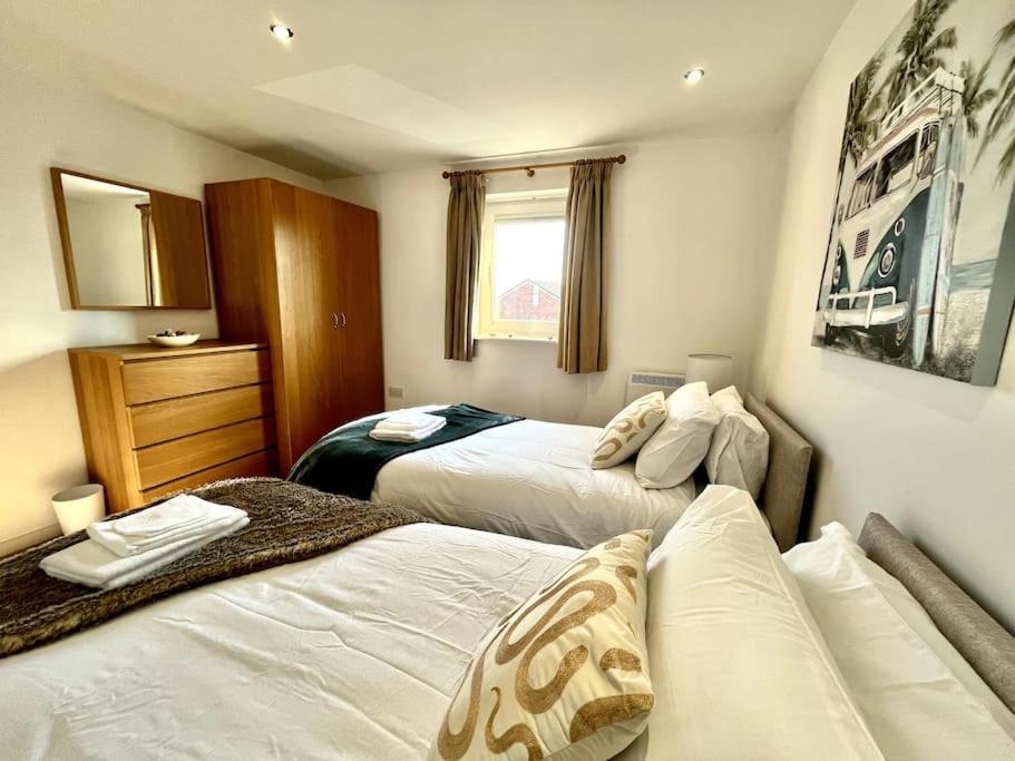 Beachfront Bliss With Spectacular Views Llanelli Exteriör bild